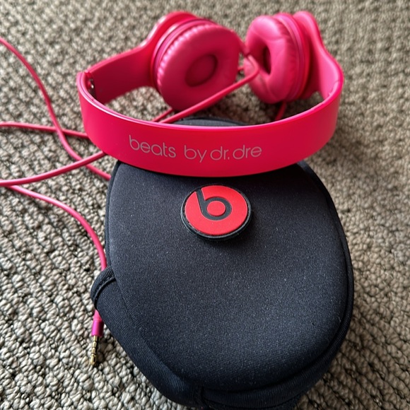 Beats Dr.Dre Solo HD with case wired - Picture 3 of 4